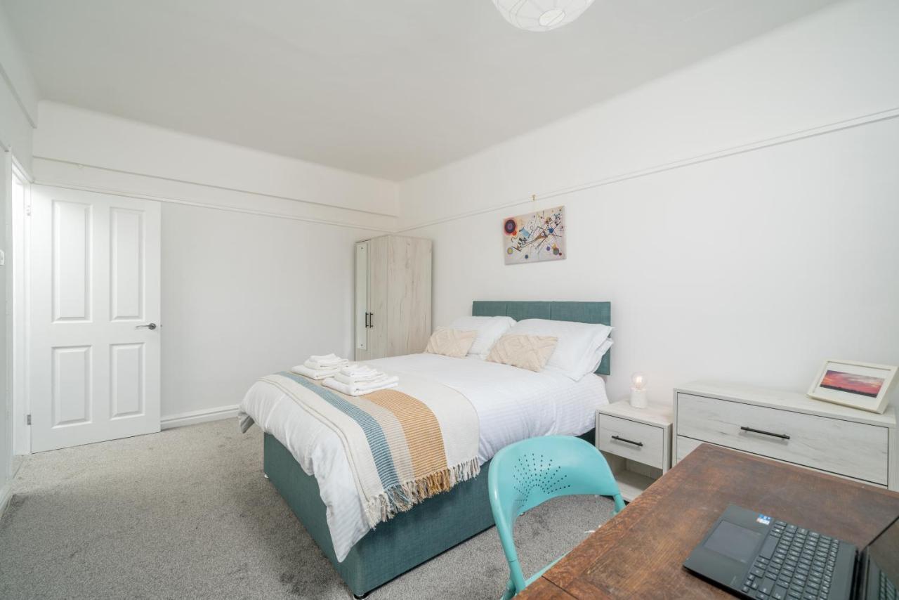 Bright West Hampstead Retreat Apartment London Bagian luar foto