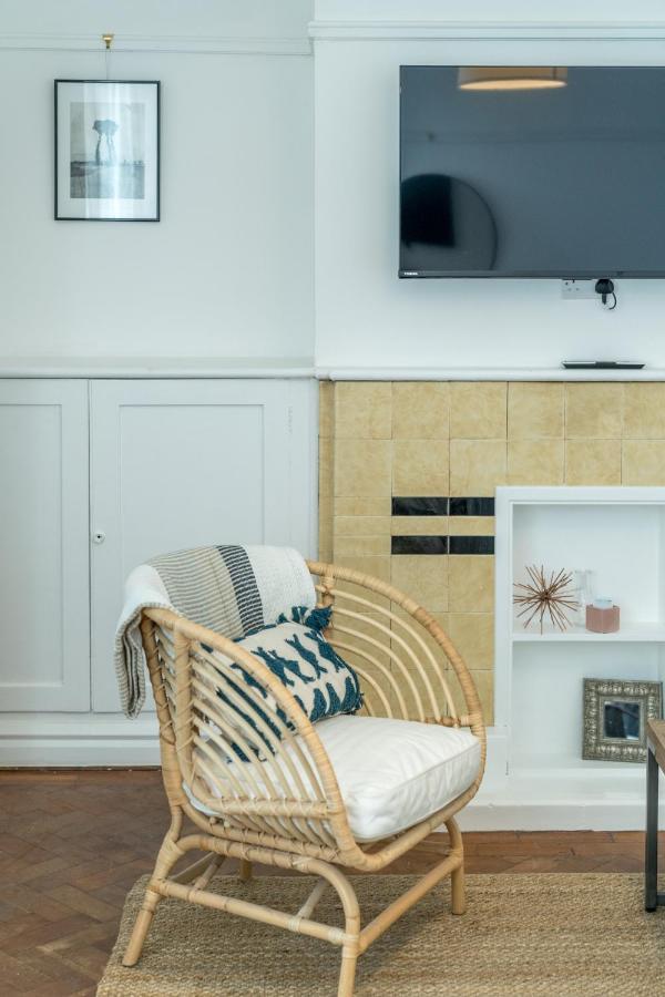 Bright West Hampstead Retreat Apartment London Bagian luar foto