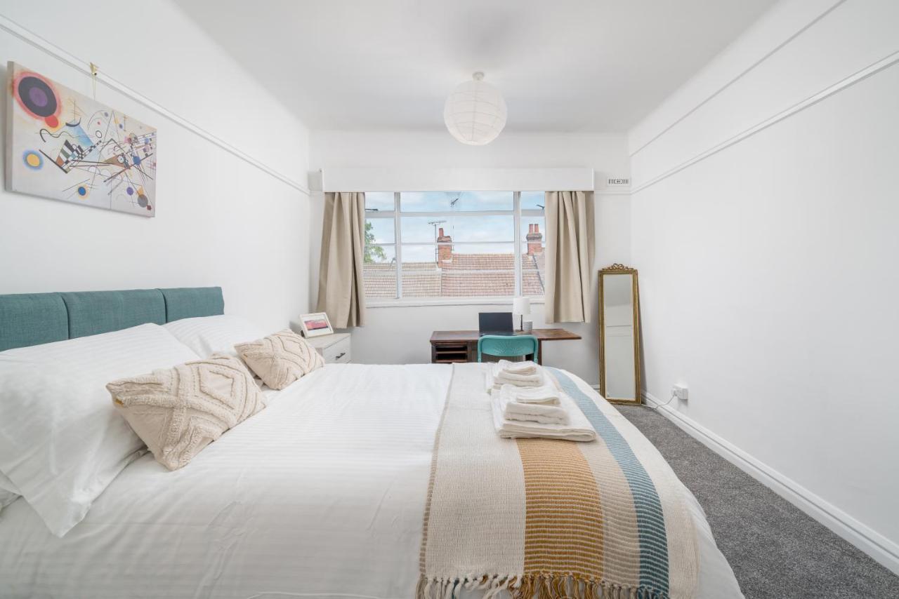 Bright West Hampstead Retreat Apartment London Bagian luar foto