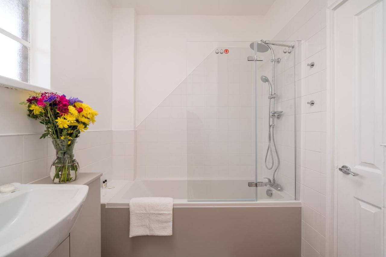 Bright West Hampstead Retreat Apartment London Bagian luar foto